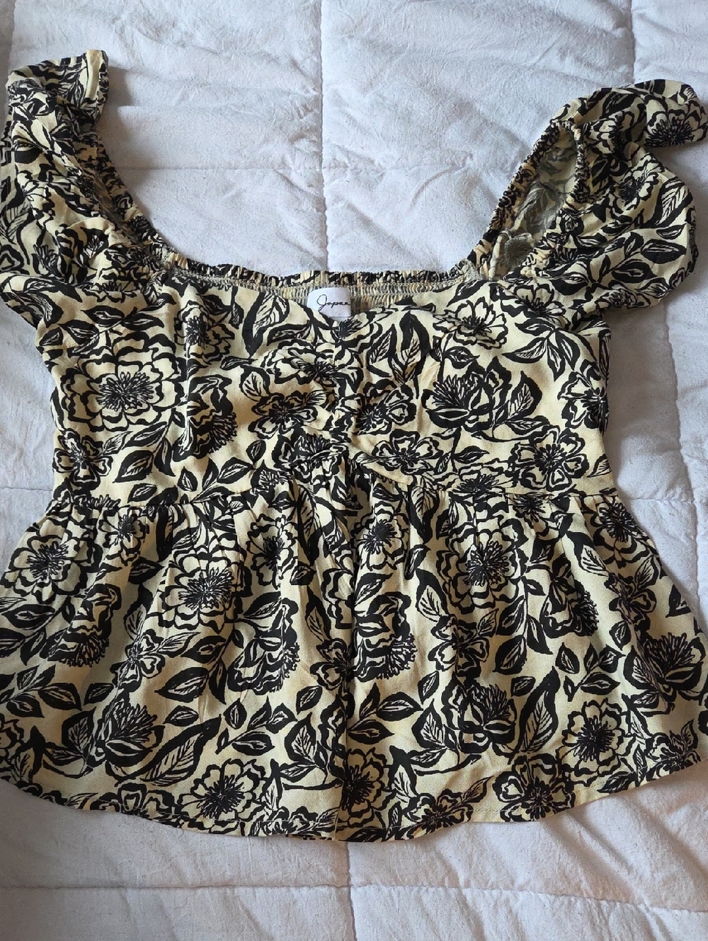 Japna Cream Floral Square-Neck Crop Top with Black Print